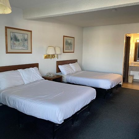 Landmark Inn Osawatomie 외부 사진